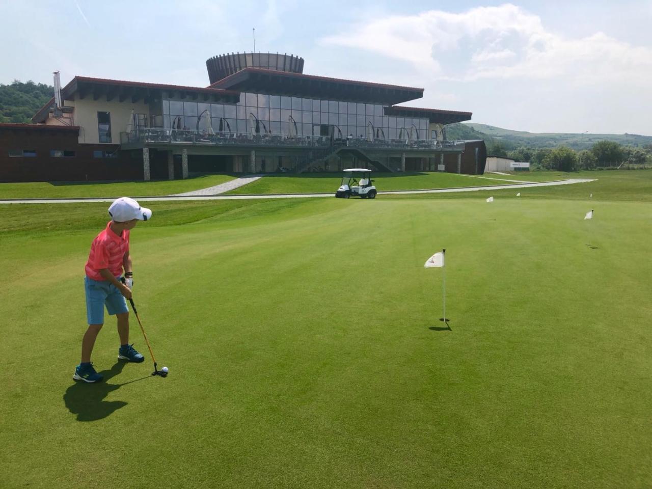 Theodora Golf Club Hotel Alba Iulia Exterior foto