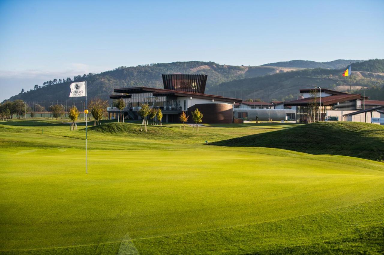 Theodora Golf Club Hotel Alba Iulia Exterior foto